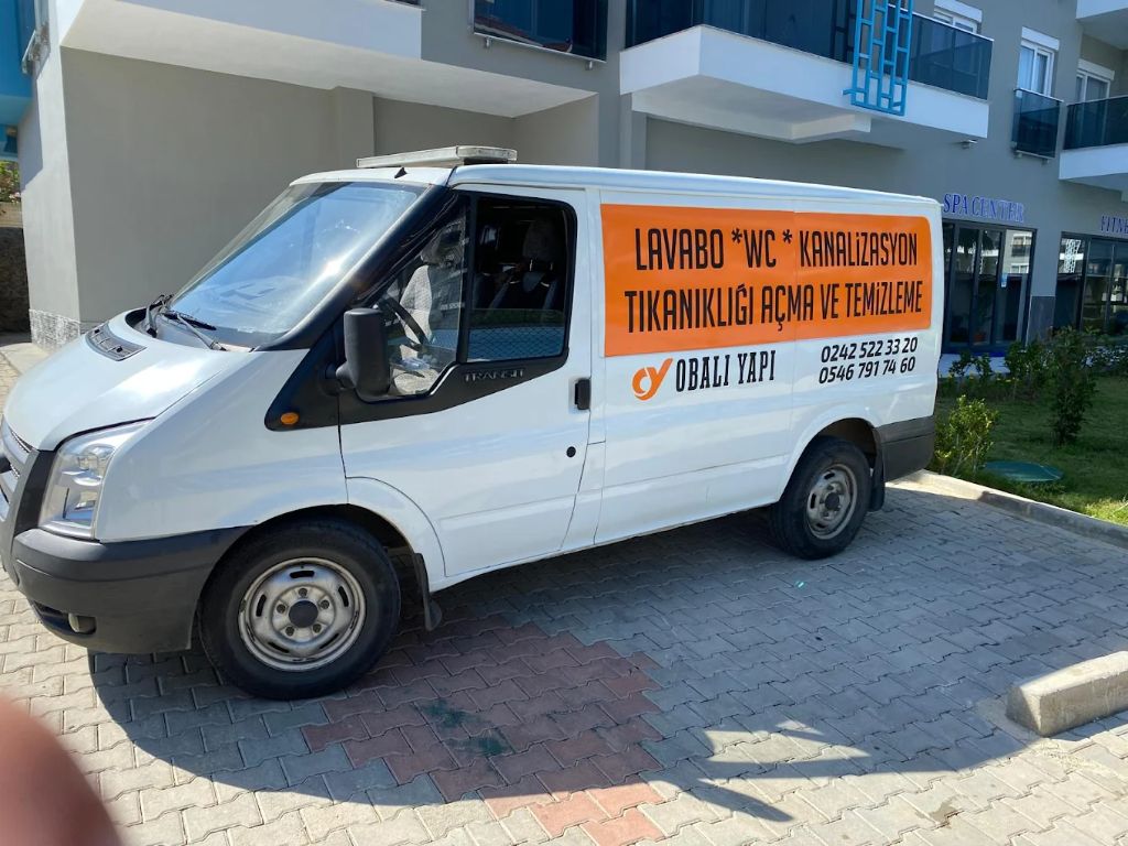 Obalı Yapı Alanya tesisat servis aracı